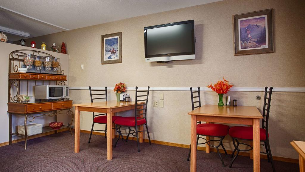 U-Bar Motel Canistota Buitenkant foto